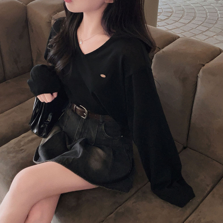 살탐방지로 딱린넨 루즈핏 브이넥 팬던트 썸머 니트 블랙