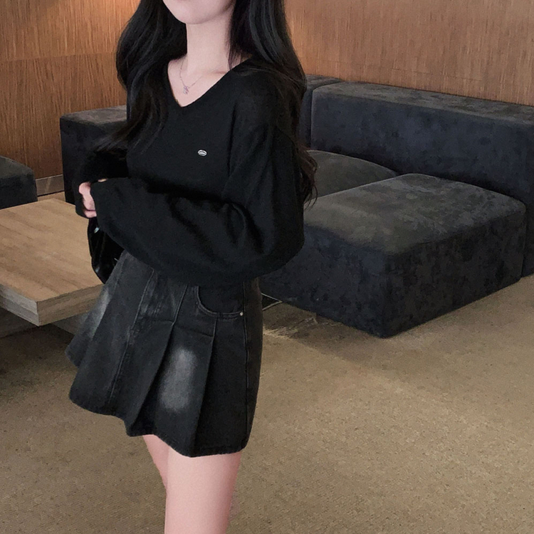 살탐방지로 딱린넨 루즈핏 브이넥 팬던트 썸머 니트 블랙