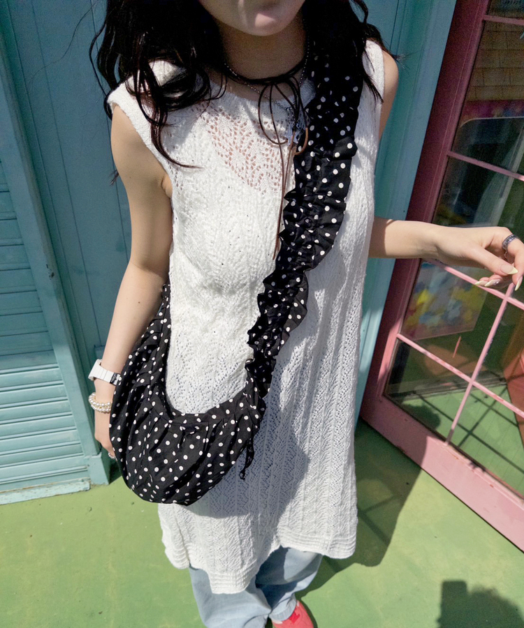 ドットクロワッサンバッグ BLACK