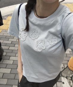 フラワーパッチ半袖Tシャツ SKY BLUE