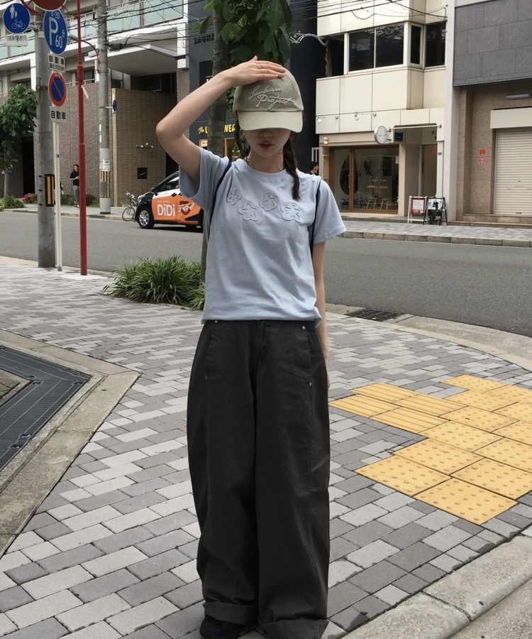 플라워패치반팔티셔츠 소라