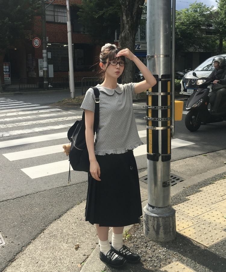 도트프릴반팔티셔츠 도트회색