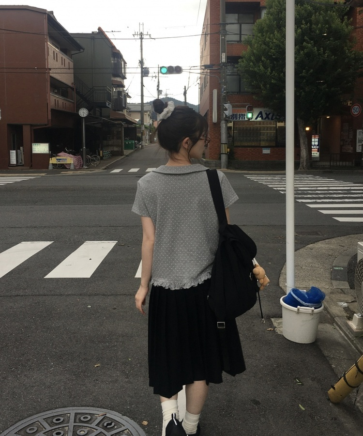 도트프릴반팔티셔츠 도트회색