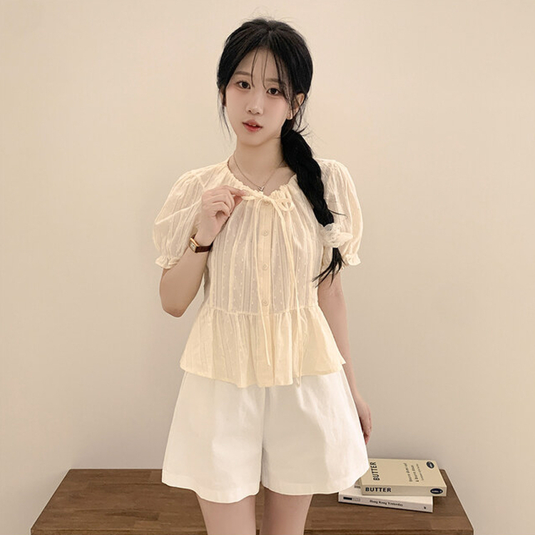 リボンシャーリングボタン半袖ブラウス BEIGE