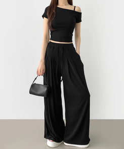ツーピース 【SET】ワンオフショルダーTシャツツ ワイドパンツ BLACK
