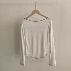 長袖Tシャツ レタリングオフショルダー長袖Tシャツ