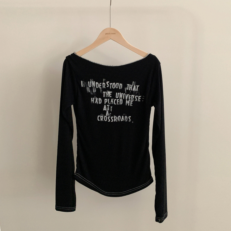 レタリングオフショルダー長袖Tシャツ