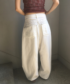 エンジェルウィング刺繍ワイドパンツ IVORY