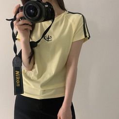 半袖Tシャツ ラインロゴ刺繍半袖Tシャツ YELLOW