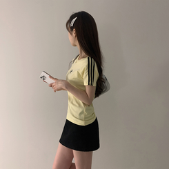 半袖Tシャツ ラインロゴ刺繍半袖Tシャツ YELLOW