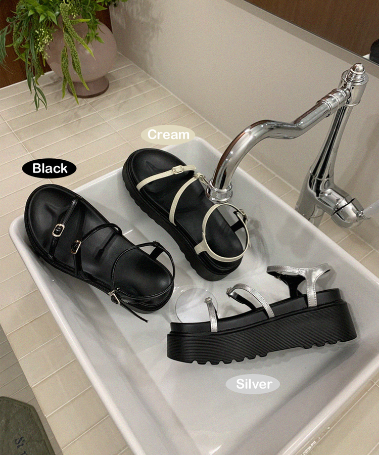 プラットフォームサンダル