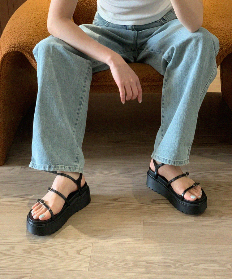 プラットフォームサンダル BLACK