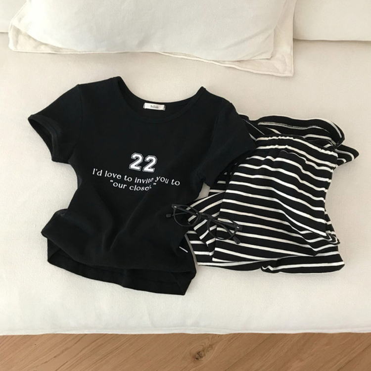 ストライプロングスカート