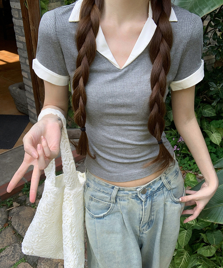 ホワイトVネックハーフTシャツ GREY