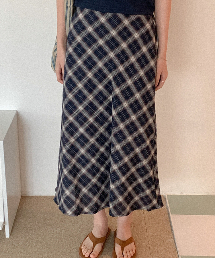 チェックホイランロングスカート NAVY