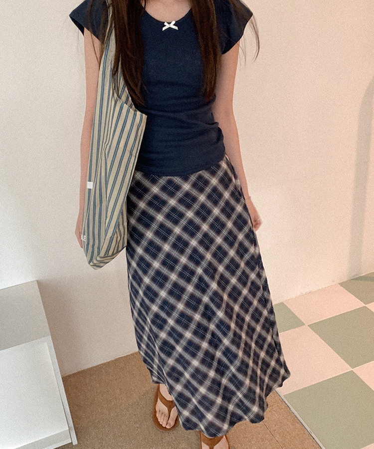 チェックホイランロングスカート NAVY