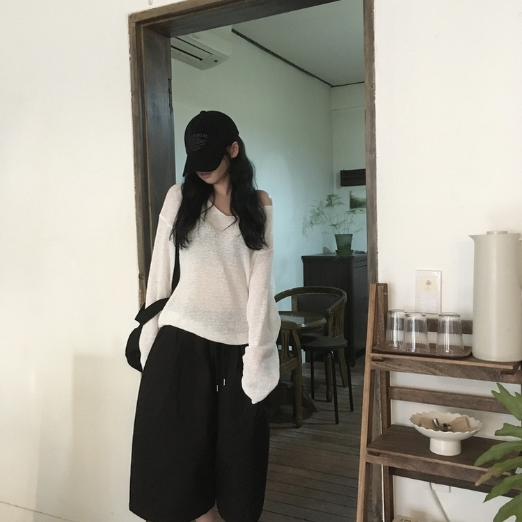 オフショルダーオフニット IVORY