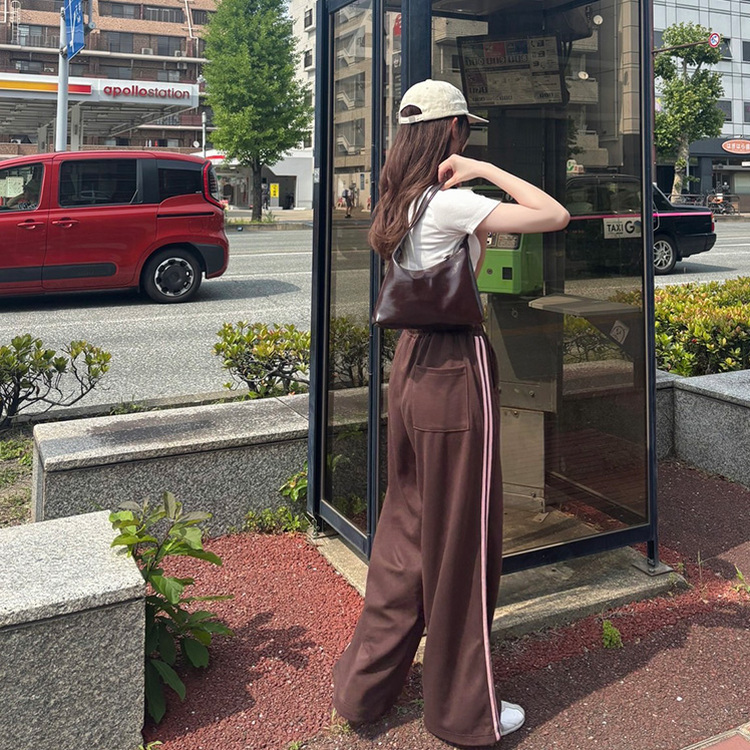 トレーニングパンツ ワイドフィットトレーニングパンツ BROWN