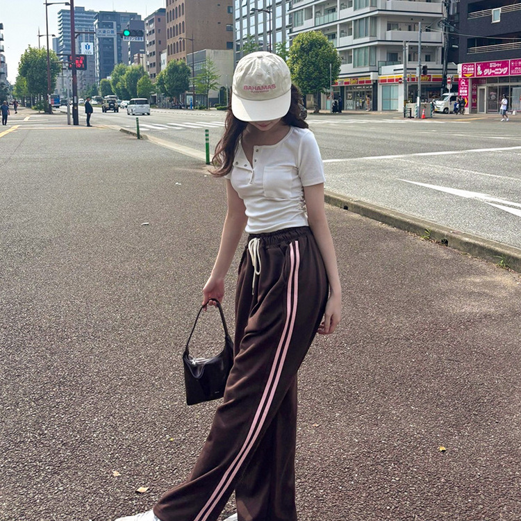 トレーニングパンツ ワイドフィットトレーニングパンツ BROWN