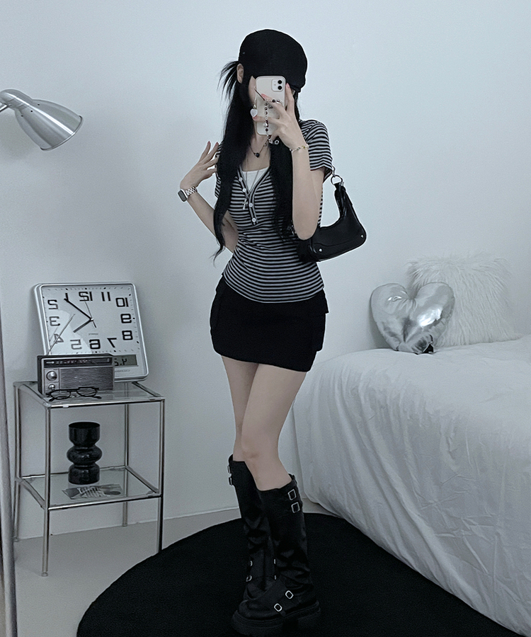 ストライプボタン半袖Tシャツ GREY