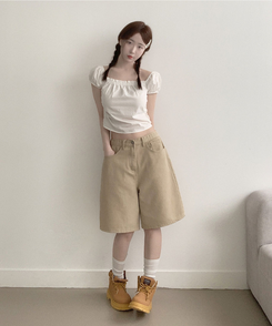[코디추천/러블리] 뮤치 체크&무지 퍼프소매 스모크 밴딩 오프넥 스퀘어넥 크롭 블라우스 화이트