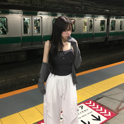 ノースリーブ 【カップ付き】ボタンスクエアスリムキャミソール GREY