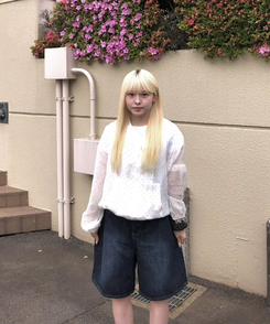 デニム バミューダワイドデニムパンツ DARK BLUE