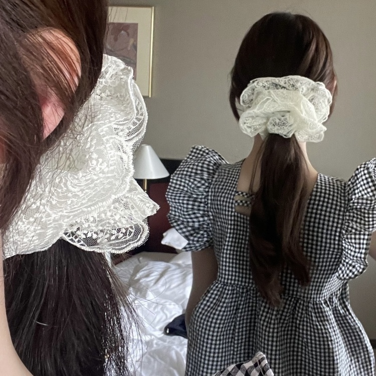 레이스 빅 스크런치 아이보리
