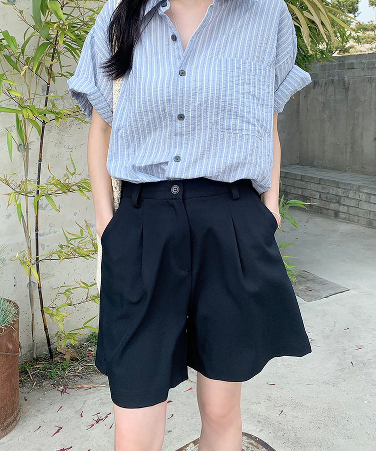 ハーフピンタックバミューダスラックス DARK NAVY