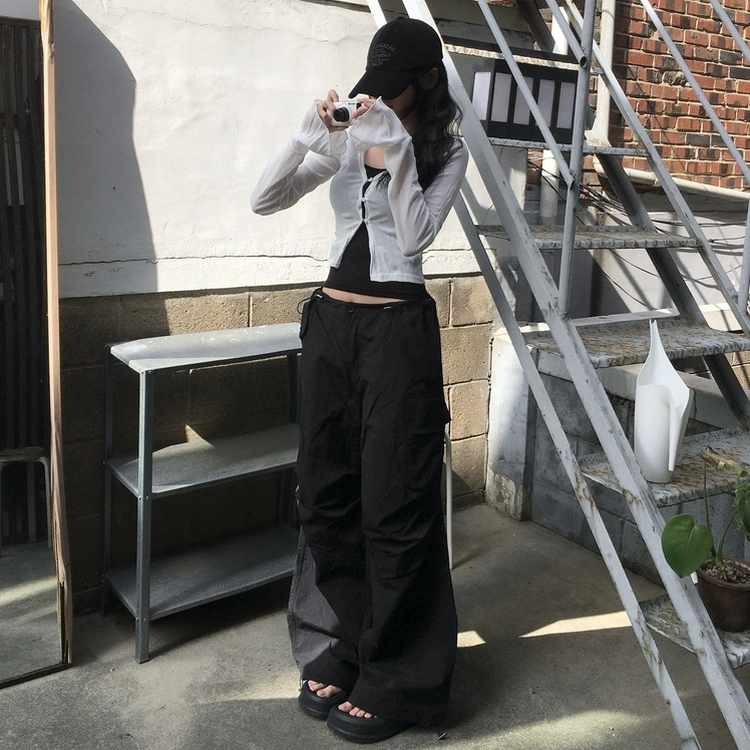 パラシュートナイロンストリングパンツ BLACK