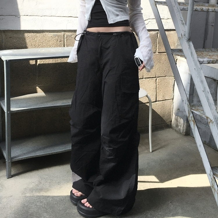 パラシュートナイロンストリングパンツ BLACK