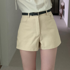 ショートパンツ 【ベルト付き】スリムショートパンツ BEIGE
