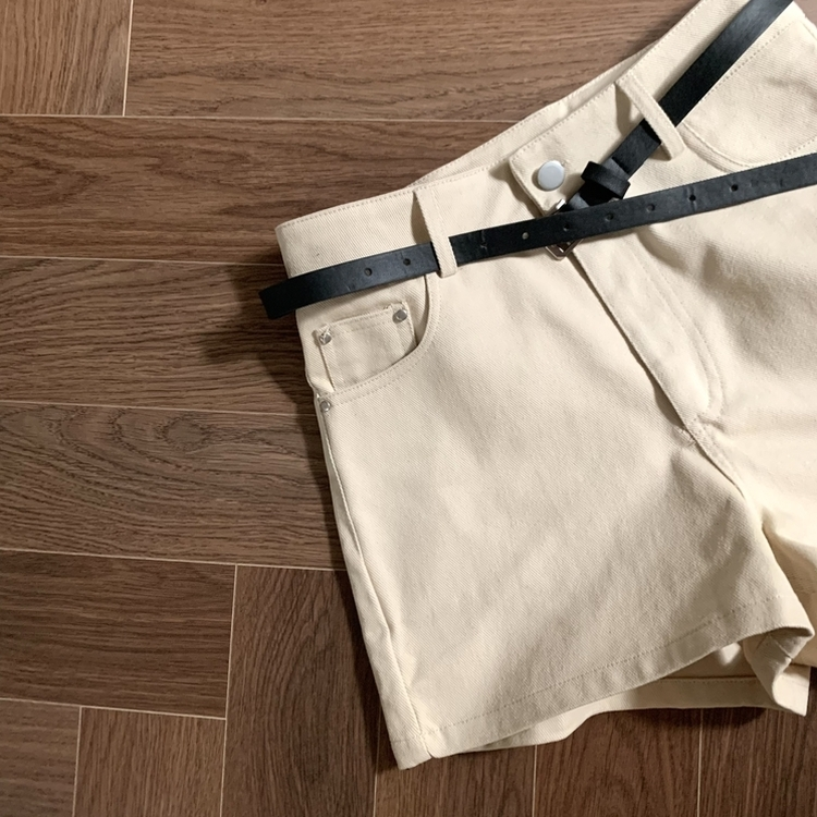 ショートパンツ 【ベルト付き】スリムショートパンツ