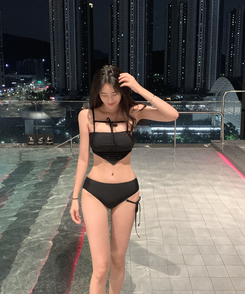 【カップ付き】リボンアンバランストップビキニ BLACK