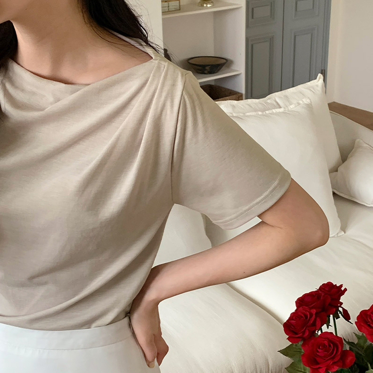 （半袖ver./ボートネック/華奢見え♥）プルア ドレープシャーリング 半袖Tシャツ BEIGE