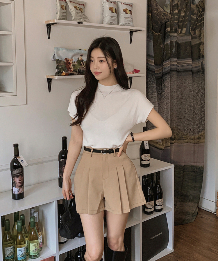 セザンヌ 共布ベルト付き ショートパンツ クン ベルト付きタックショートパンツ カラー:ブラック