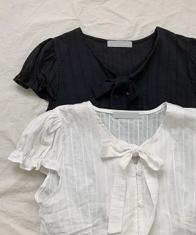 뮤스 코튼 타이 일체형 버튼 허리 핀턱 퍼프 반팔 블라우스