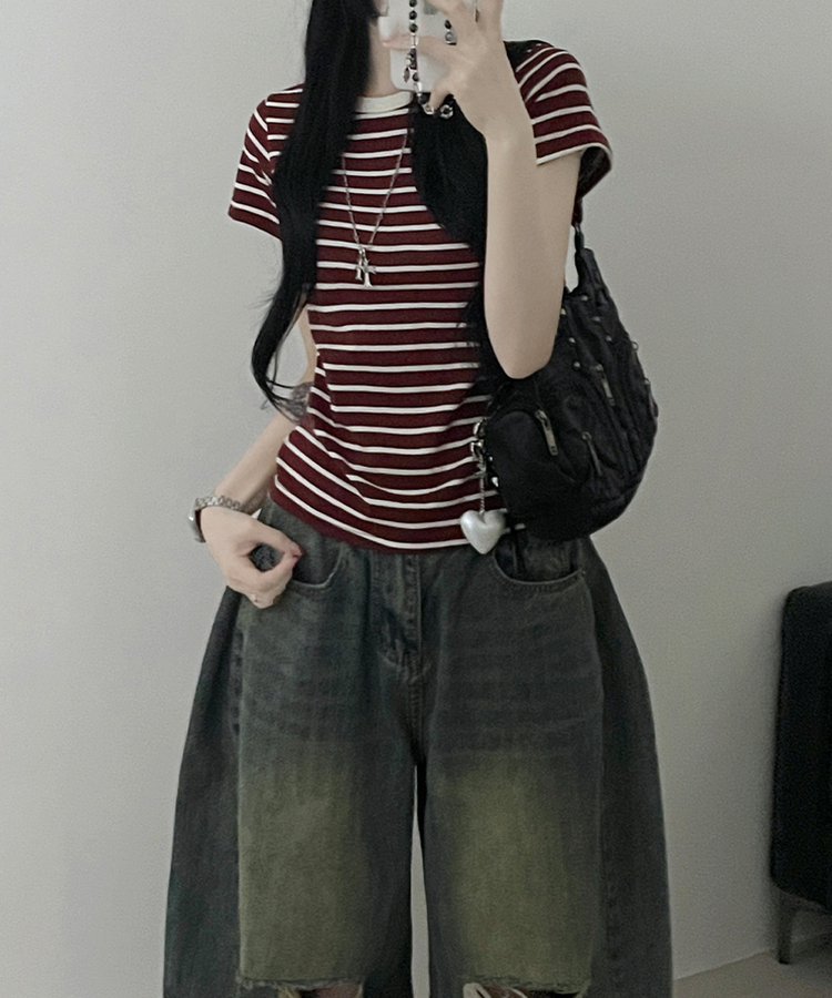 마일드단가라배색슬림핏반팔티셔츠 와인