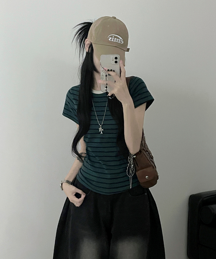 마일드단가라배색슬림핏반팔티셔츠 수박