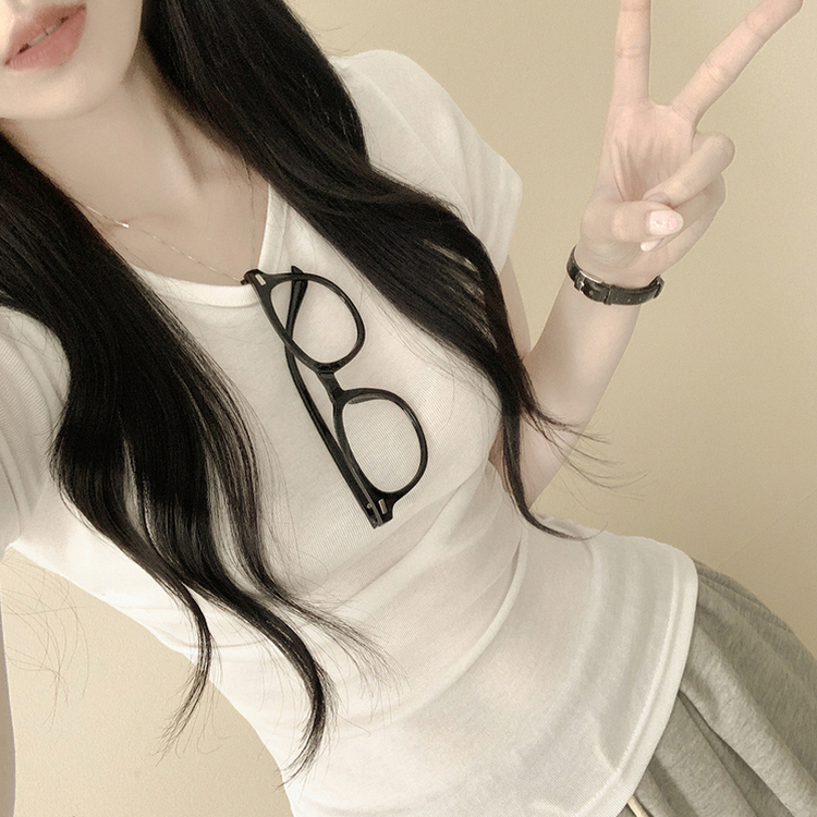 サイドシャーリングスリムフィット半袖Tシャツ IVORY