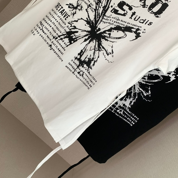 レタリングアンバランス半袖Tシャツ
