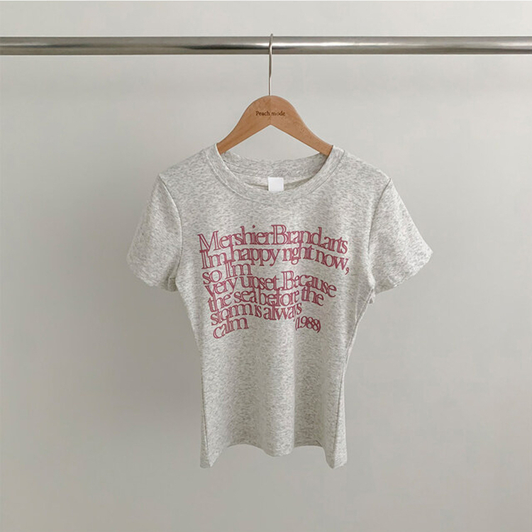 レタリングスリムクロップ半袖Tシャツ