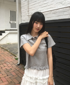 半袖Tシャツ ドットフリル半袖Tシャツ GREY
