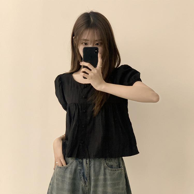 ラウンドボタンフリル半袖ブラウス BLACK