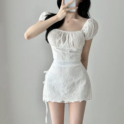 パンチングストラップミニスカートパンツ WHITE