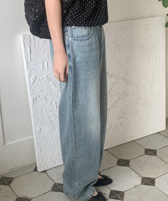 デニム エルティスワイドデニムパンツ LIGHT DENIM