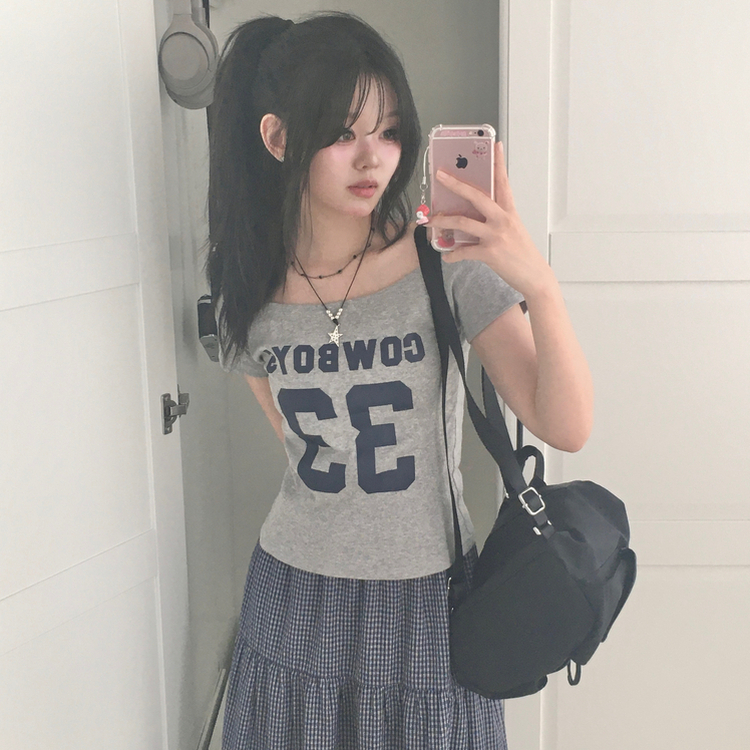 カウボーイ33スクエアネック半袖スリムレタリングTシャツ｜半袖Tシャツ