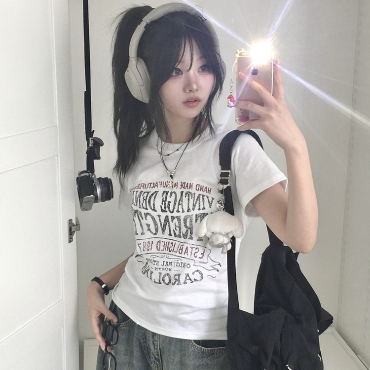 빈티지 레터링 스트릿 힙 정핏 세미크롭 반팔티셔 화이트