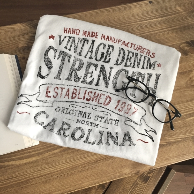 빈티지 레터링 스트릿 힙 정핏 세미크롭 반팔티셔