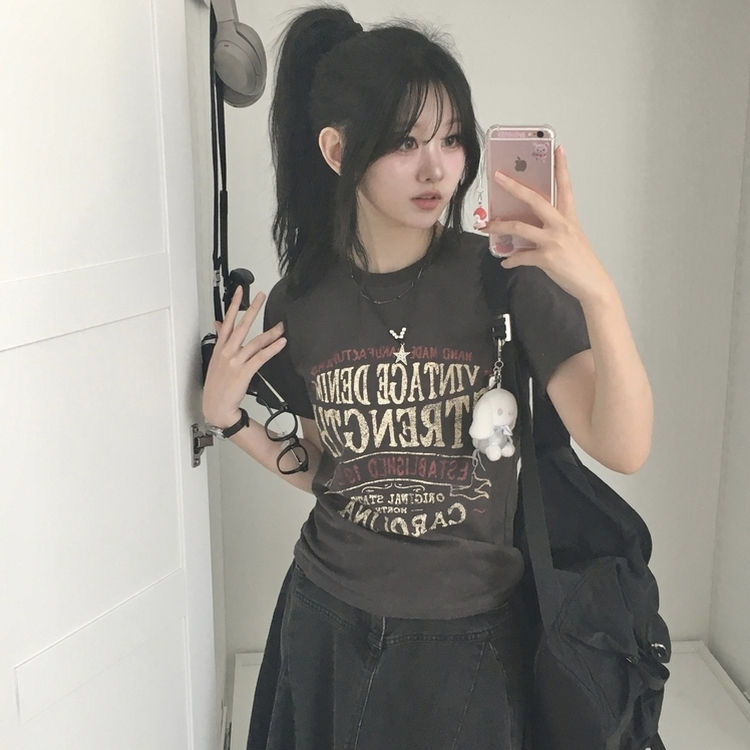 빈티지 레터링 스트릿 힙 정핏 세미크롭 반팔티셔 차콜